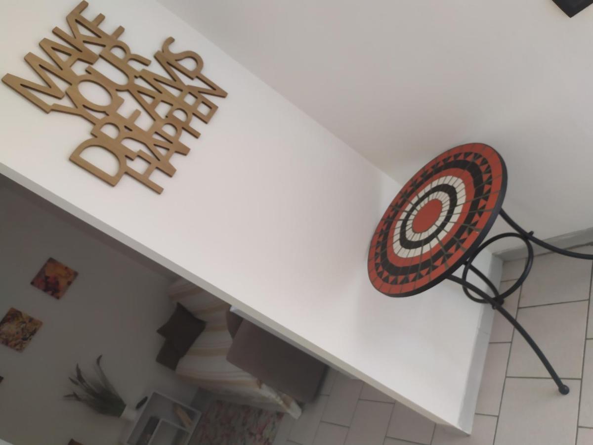La Quiete Hotel Senna Comasco Buitenkant foto